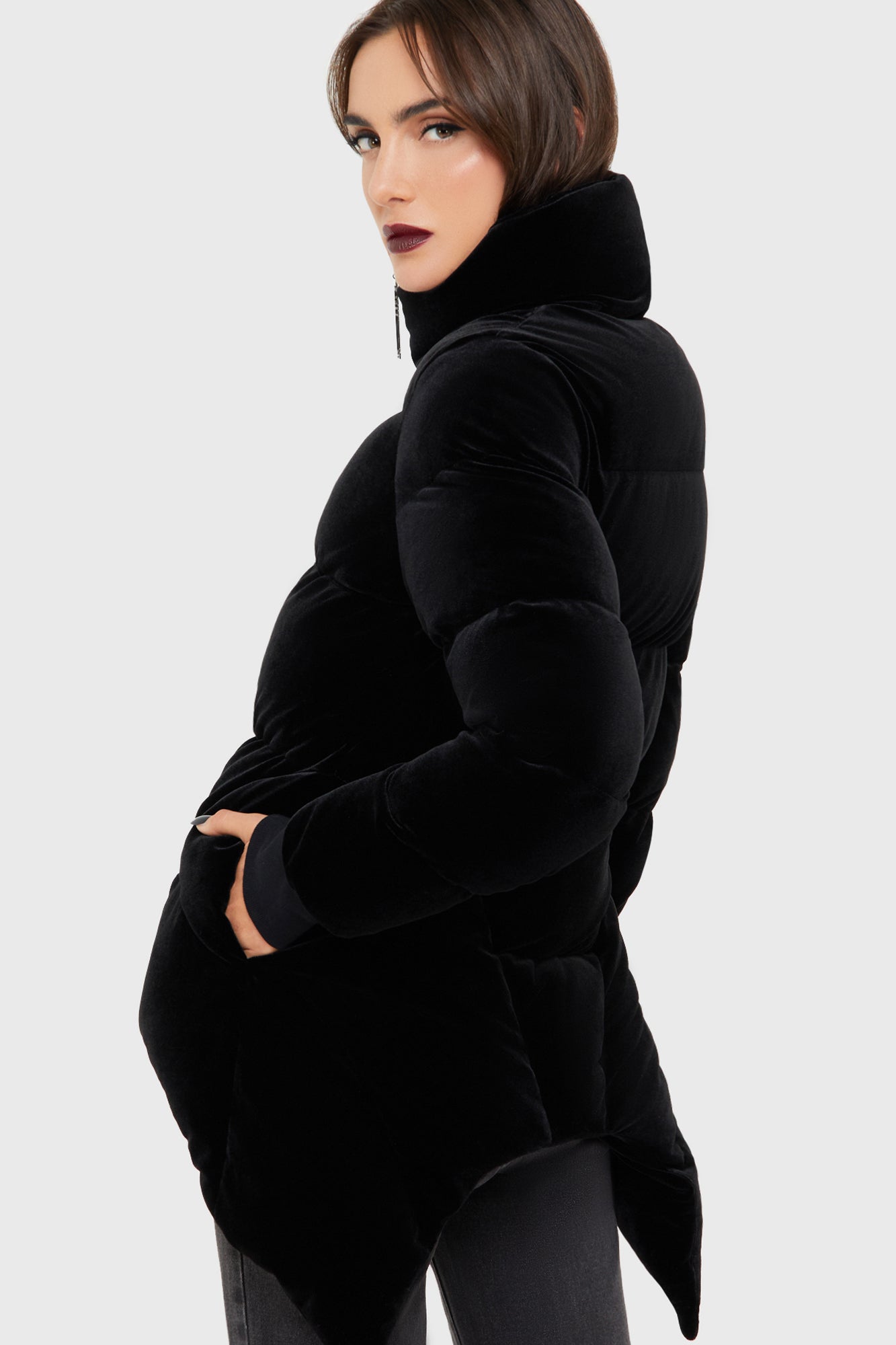 Deadliest Nightvelvet Puffer Coat BLACK