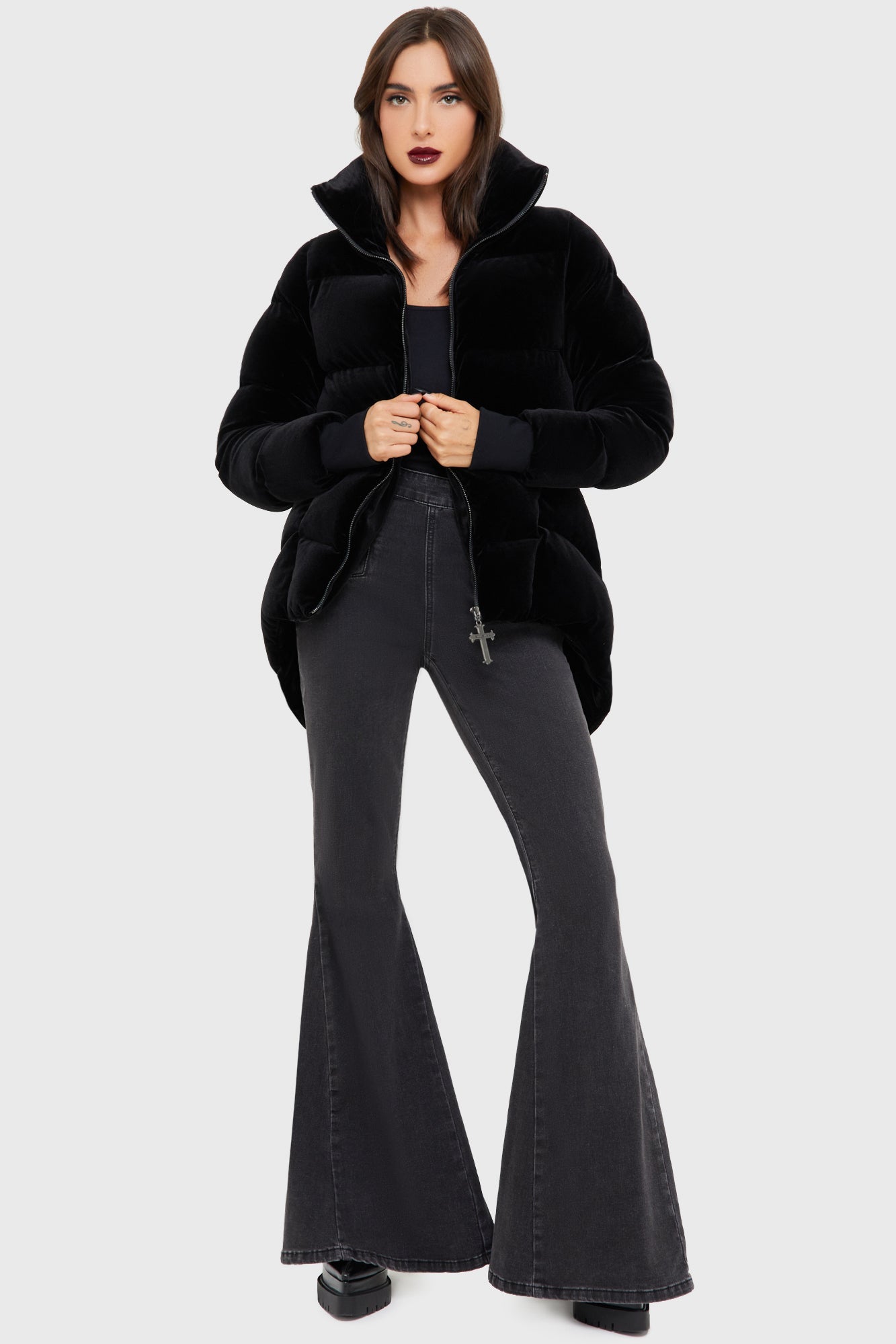 Deadliest Nightvelvet Puffer Coat BLACK