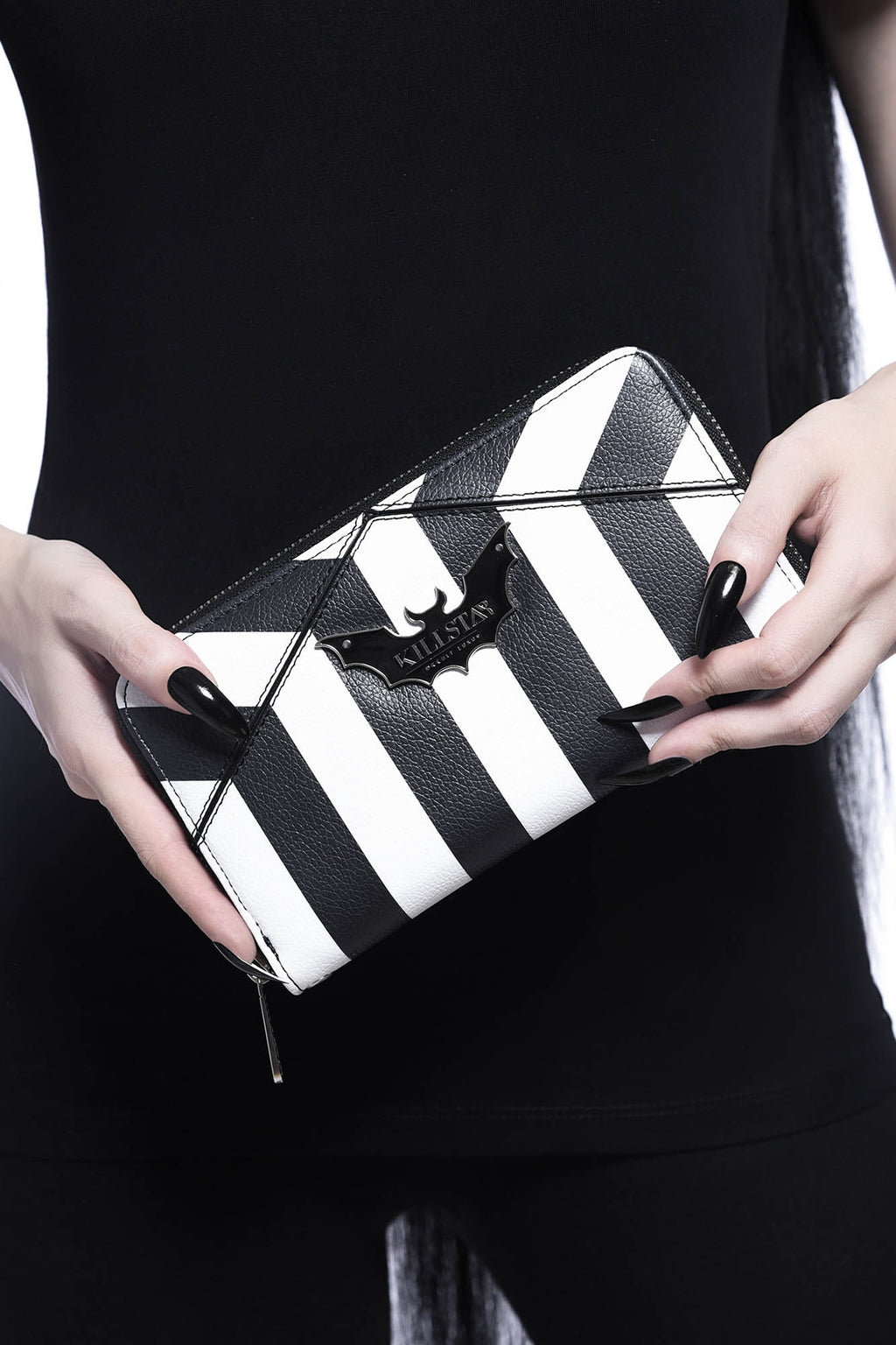 Never Trust The Living Wallet